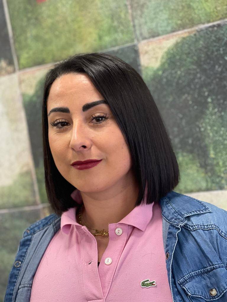 Conseil coiffeur pour trouver un soin adapté à mes cheveux à Hyères 83400 Var